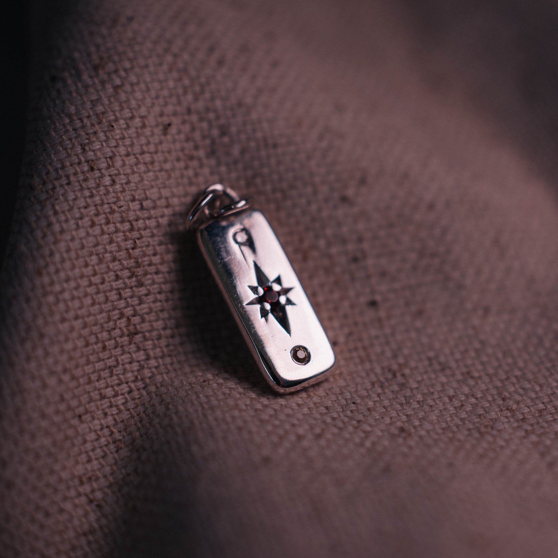 Presence Pendant. Small pendant. Silver pendant. Diamond pendant.